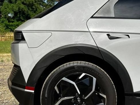 Certified 2023 Hyundai Ioniq 5 SE AWD/4WD image 30