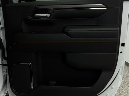 Used 2023 GMC Sierra 1500 AT4 w/ Technology Package image 45