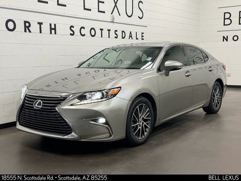 Used 2016 Lexus ES 350 w/ Navigation System Package FWD image 9