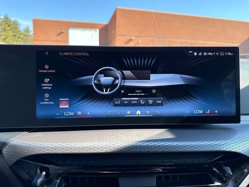 Used 2026 BMW i4 xDrive40i w/ M Sport Package AWD/4WD image 20