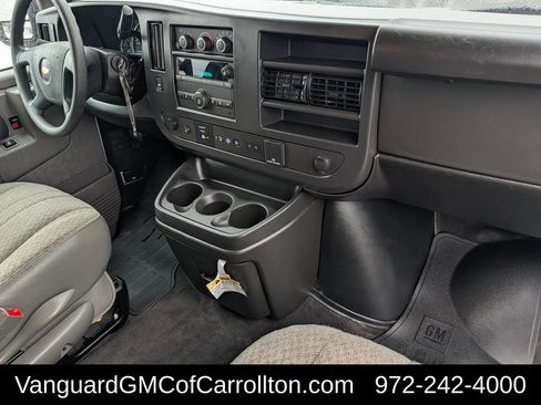 Used 2025 Chevrolet Express 3500 LT w/ LT Preferred Equipment Group RWD image 30