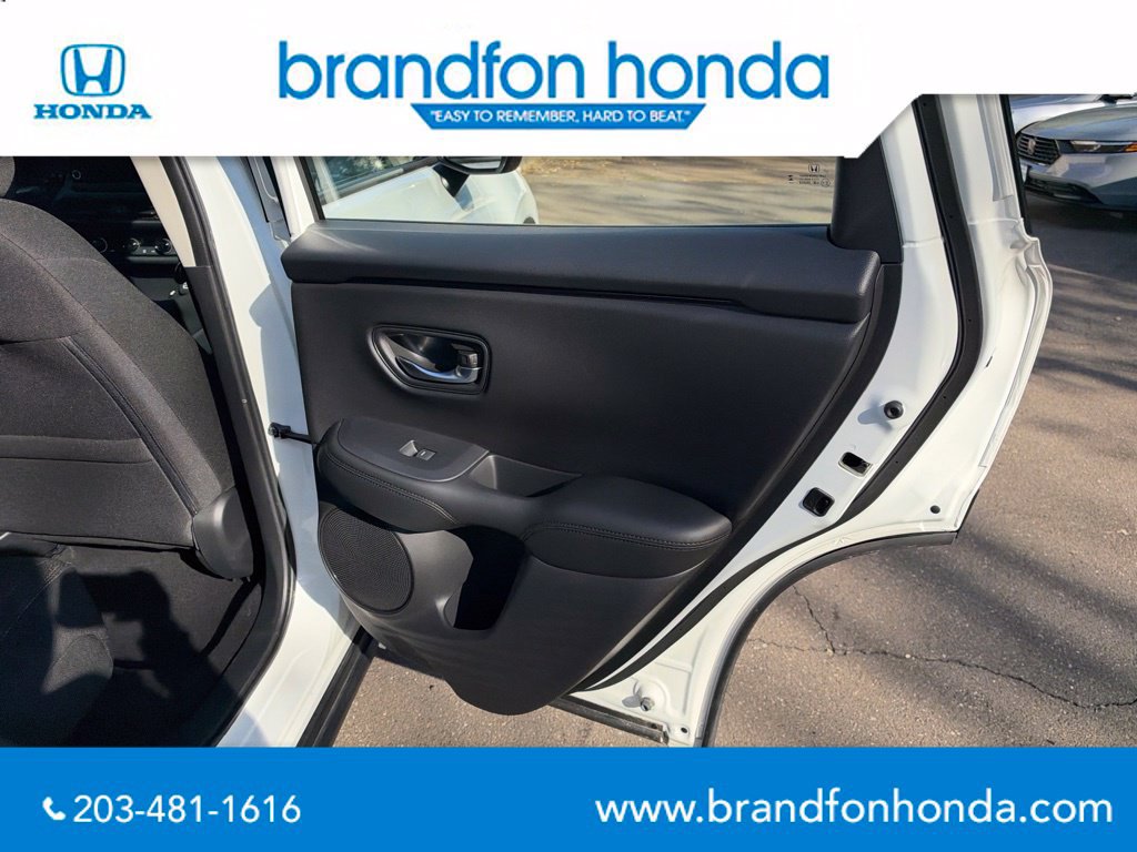 Used 2024 Honda HR-V LX image 9