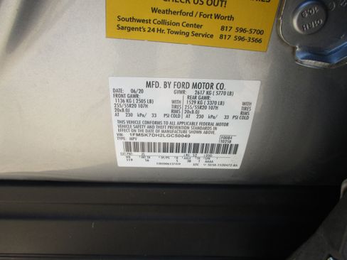 Used 2020 Ford Explorer XLT w/ Equipment Group 202A image 23