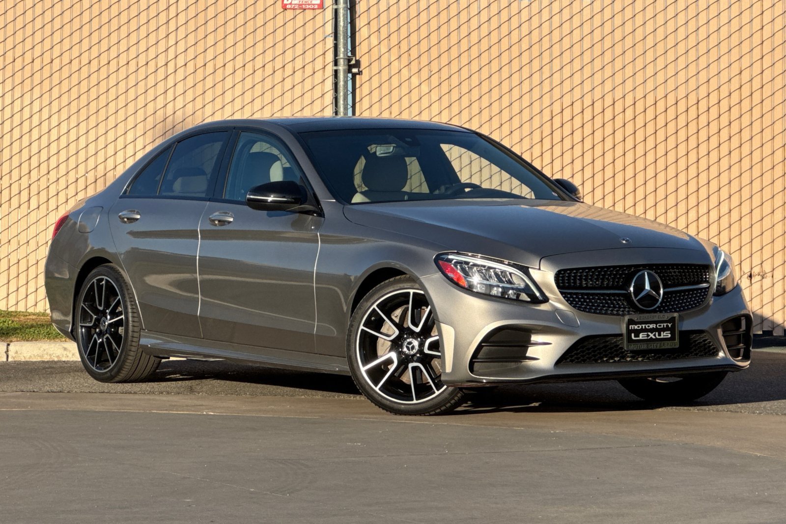 Used 2020 Mercedes-Benz C 300 Sedan image 2