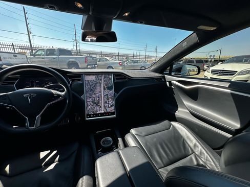 Used 2017 Tesla Model S P100D image 46