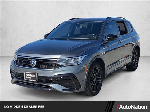 Used 2022 Volkswagen Tiguan SE R-Line FWD image 1