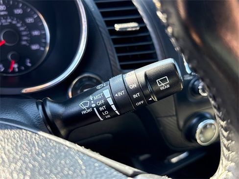 Used 2016 Kia Forte SX image 19