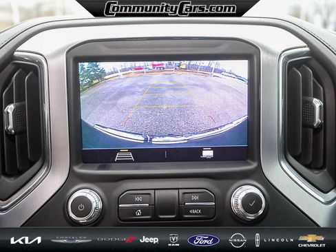 Used 2022 GMC Sierra 1500 Elevation image 17