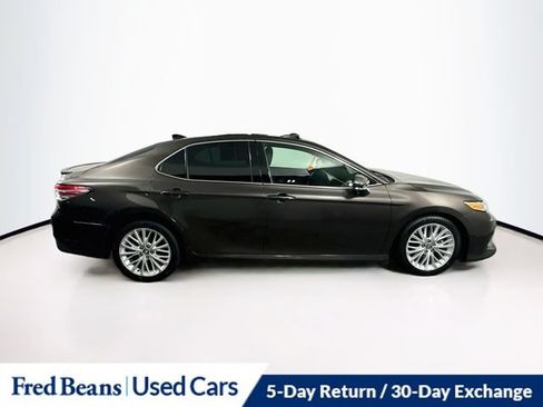 Used 2018 Toyota Camry XLE w/ Driver Assist Package FWD image 10