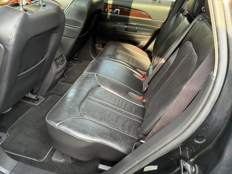 Used 2015 Lincoln MKX AWD w/ Equipment Group 102A image 16