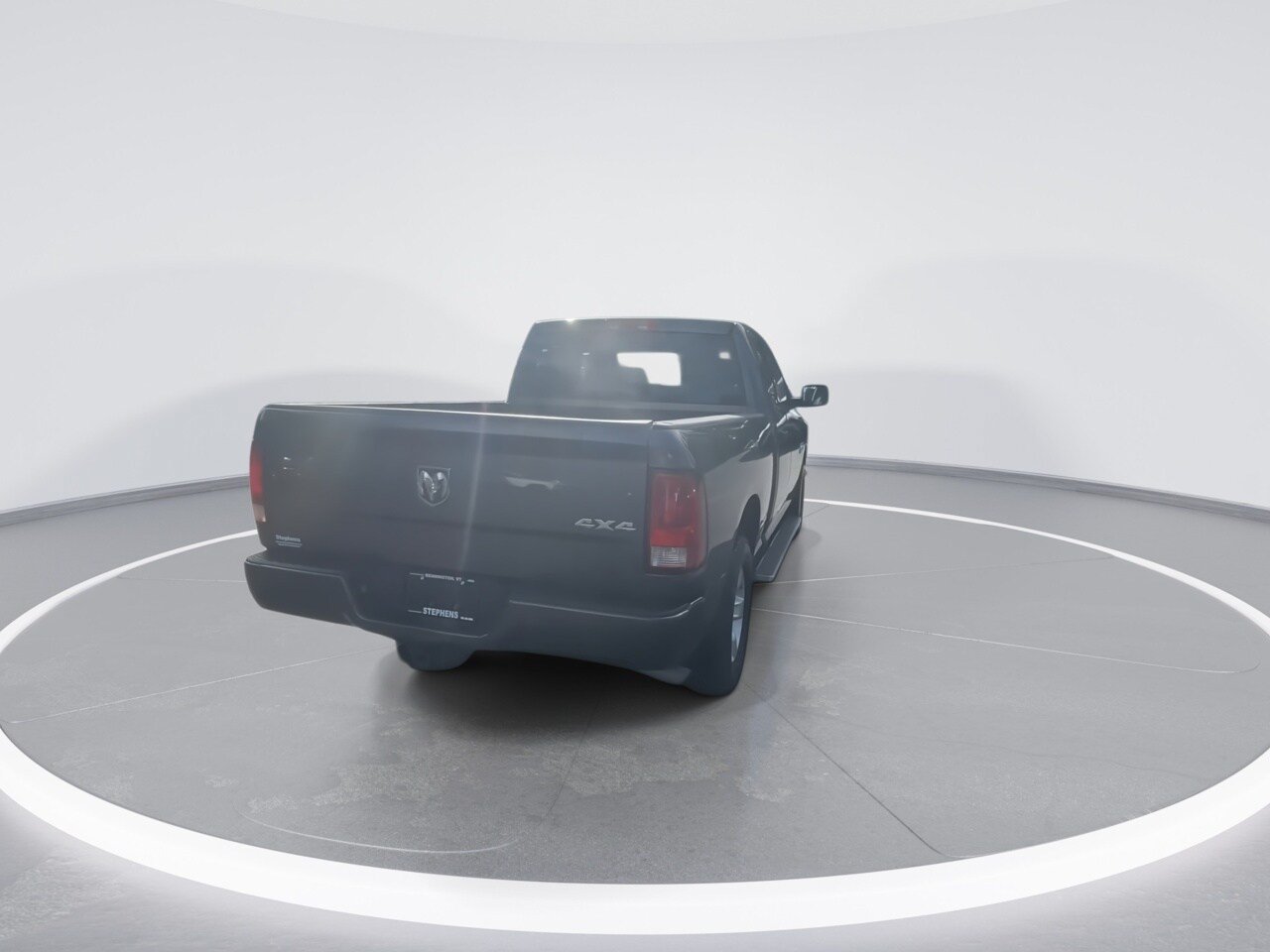 Used 2018 RAM 1500 Express AWD/4WD image 20