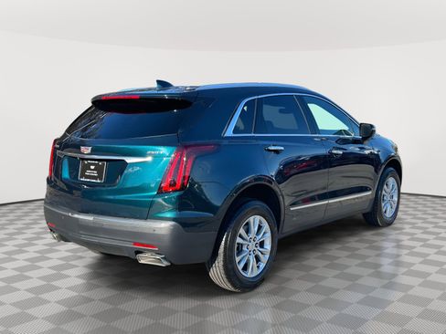 Certified 2025 Cadillac XT5 Luxury image 6