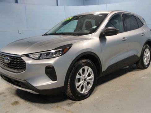 Used 2024 Ford Escape Active AWD/4WD image 24
