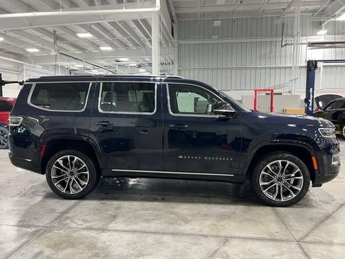 New 2025 Jeep Grand Wagoneer Series III w/ HD Trailer Tow Package AWD/4WD image 2