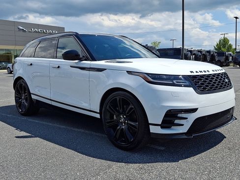 Used 2022 Land Rover Range Rover Velar R-Dynamic S AWD/4WD image 6
