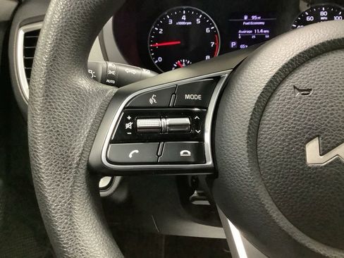 Certified 2023 Kia Seltos LX image 15