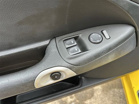 Used 2011 Chevrolet Corvette Base w/ Roof Package image 13