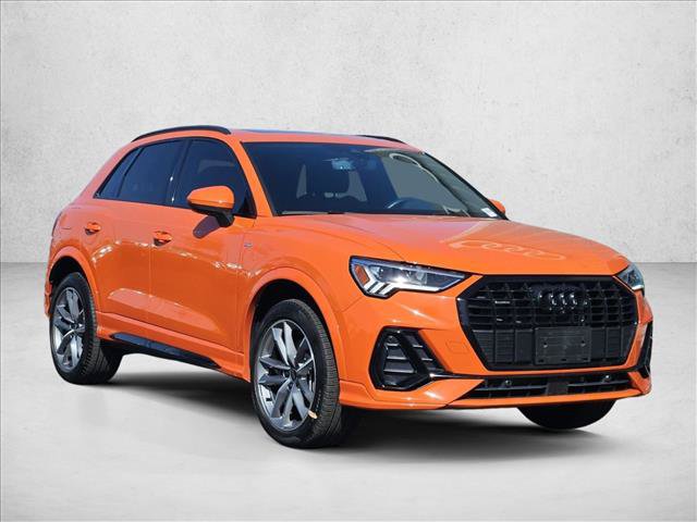 Used 2024 Audi Q3 2.0T Premium Plus w/ Premium Plus Package AWD/4WD image 3