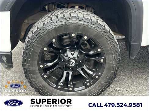 Used 2021 GMC Sierra 2500 AT4 w/ AT4 Premium Plus Package image 18