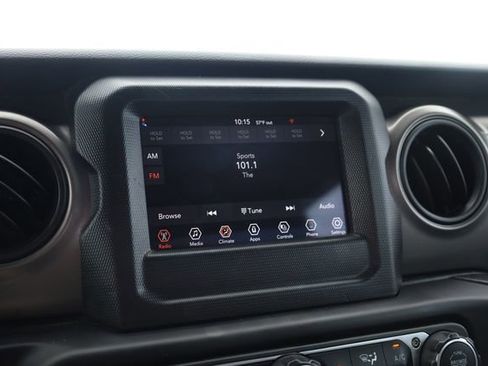 Used 2023 Jeep Wrangler Unlimited Sport AWD/4WD image 16