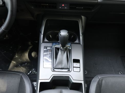 New 2026 MAZDA CX-5 Preferred AWD/4WD image 18