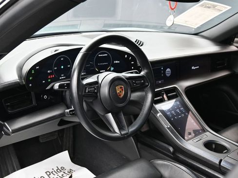 Used 2020 Porsche Taycan 4S image 17