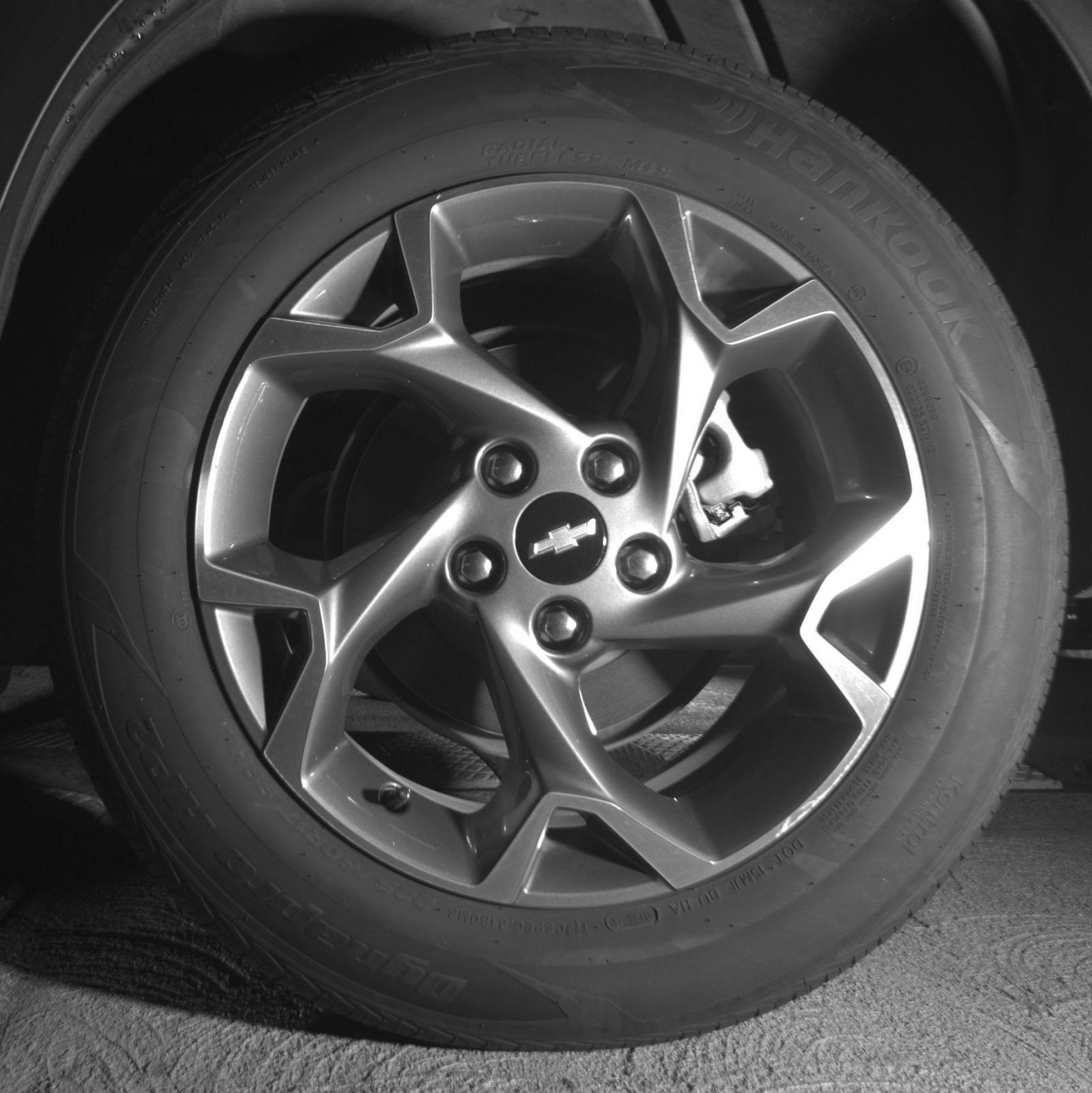 Used 2025 Chevrolet Trax LT FWD image 16