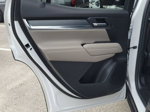 Used 2025 GMC Terrain Elevation FWD image 13