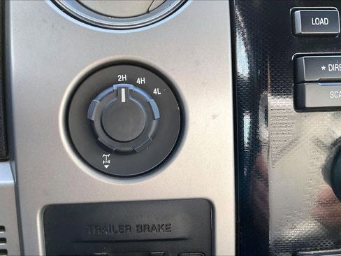 Used 2011 Ford F150 FX4 w/ FX Luxury Pkg image 32