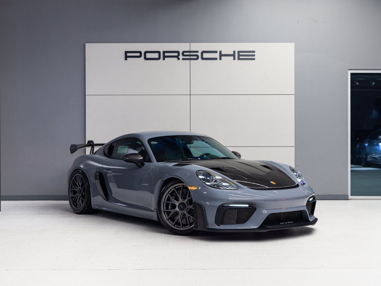Used 2023 Porsche 718 Cayman GT4 RS w/ Weissach Package RWD image 9