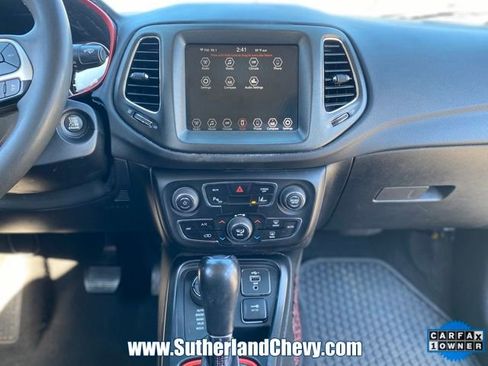 Used 2021 Jeep Compass Trailhawk image 24