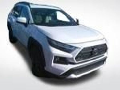 Used 2024 Toyota RAV4 Adventure image 4