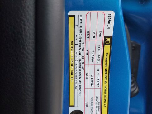 Certified 2022 Jeep Compass Sport image 33