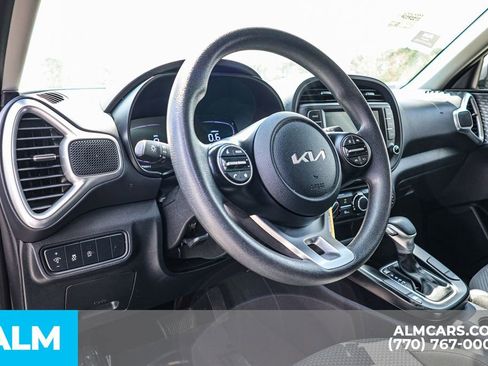 Used 2025 Kia Soul LX w/ LX Technology Package image 27