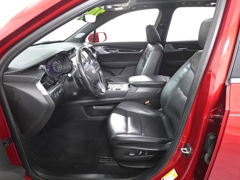 Used 2020 Cadillac XT6 Premium Luxury image 10