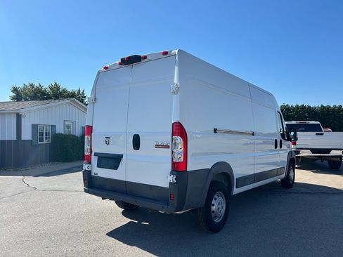 Used 2017 RAM ProMaster 2500 w/ Mopar Trailer Tow Group image 5