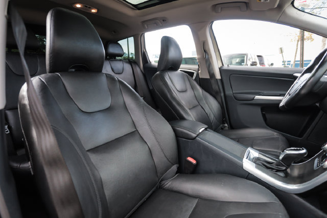 Used 2015 Volvo XC60 T5 AWD/4WD image 61