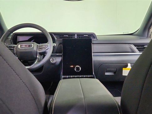 Used 2026 GMC Terrain Elevation image 29