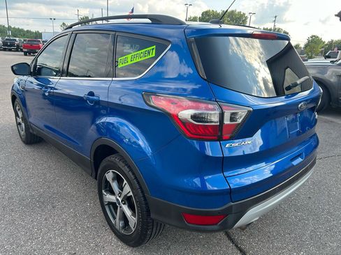 Used 2017 Ford Escape SE w/ Equipment Group 201A FWD image 7