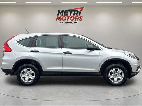 Used 2016 Honda CR-V LX image 3