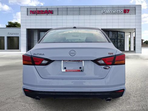 New 2026 Nissan Altima 2.5 SR FWD image 4