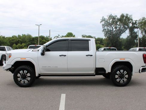 Used 2021 GMC Sierra 2500 Denali w/ Denali Ultimate Package AWD/4WD image 3