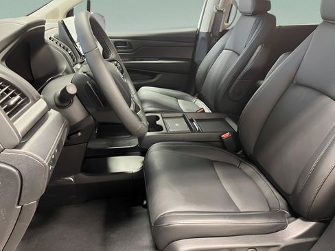 New 2026 Honda Odyssey EX-L image 10