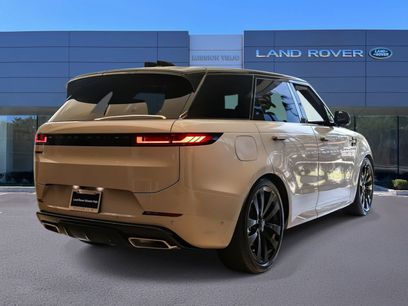 New 2026 Land Rover Range Rover Sport Dynamic SE