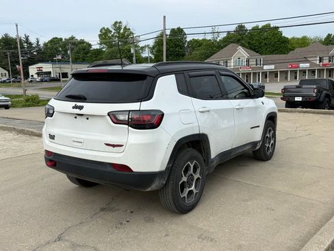 Used 2022 Jeep Compass Trailhawk w/ Trailhawk Elite Group AWD/4WD image 6