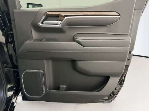 Used 2023 GMC Sierra 1500 Elevation image 31