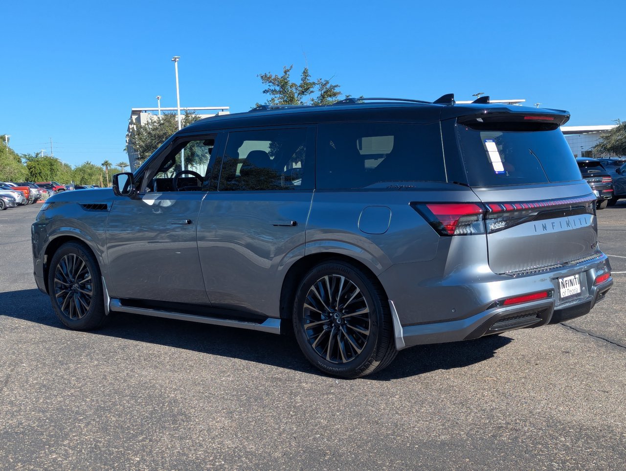 Certified 2026 INFINITI QX80 Autograph AWD/4WD image 4