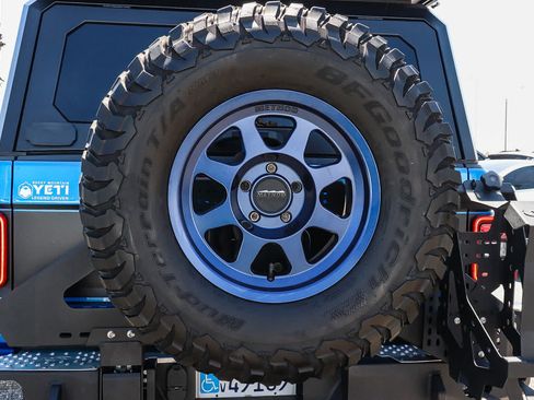 Used 2021 Jeep Gladiator Rubicon AWD/4WD image 13