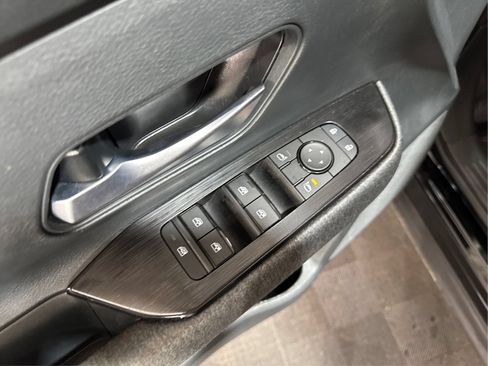 Used 2026 Nissan Kicks SV FWD image 29