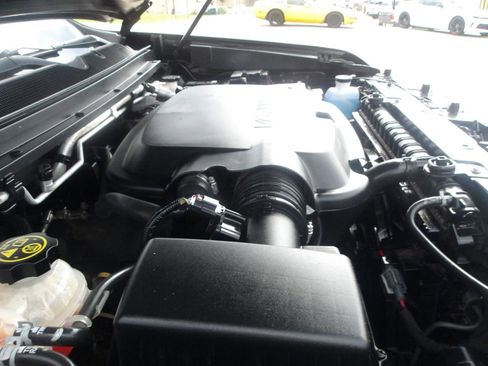 Used 2020 Chevrolet Colorado ZR2 w/ ZR2 Midnight Special Edition image 28